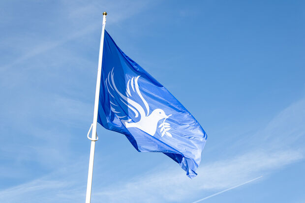 TU/e raises peace flag: “A symbol that unites”