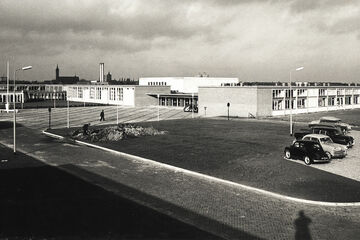 Het Paviljoen kort na oplevering in 1957. Archieffoto | Martien Coppens