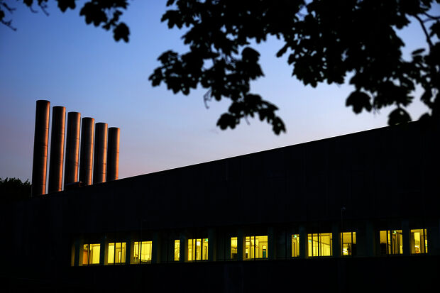 Spectrum evacuated after fire in laboratory