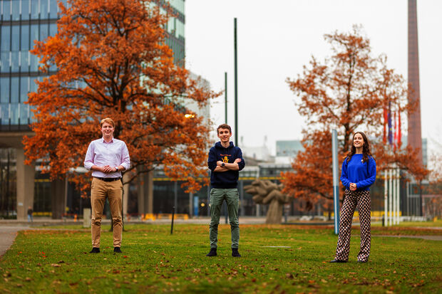 Ten questions for the three lead candidates of the student factions