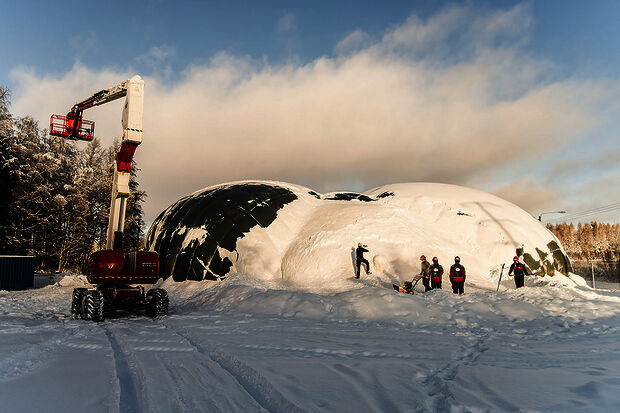 Construction ice bridge continued after almost week