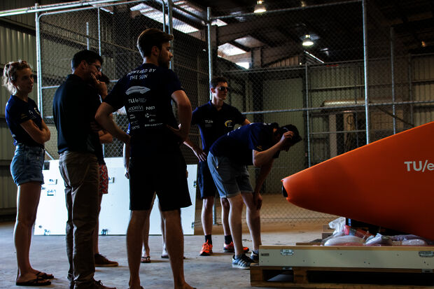 TU/e solar car will appear at the start despite damage