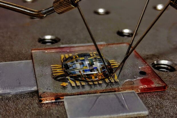 Alternative hardware for artificial intelligence