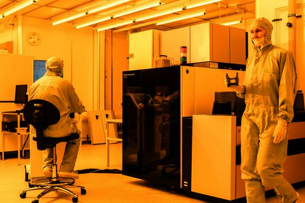 Dutch government invests 20 million in spin-off SMART Photonics