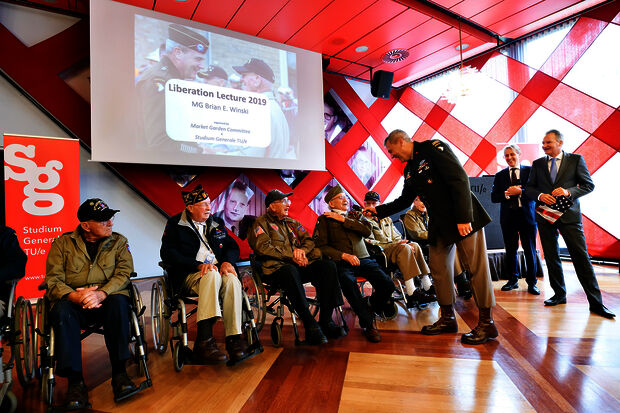 Operation Market Garden explained in marching pace