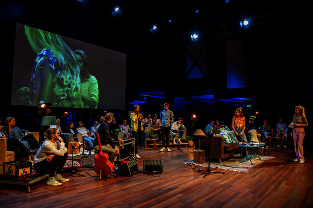 Theater play about social safety for students