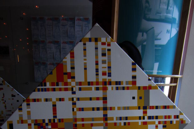 ID professor Feijs wins ‘Mondrian programming contest’