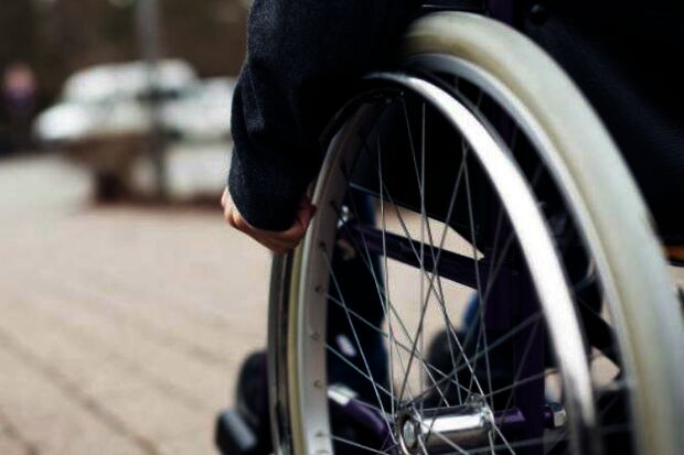 Minister says give all students with a disability the same allowance