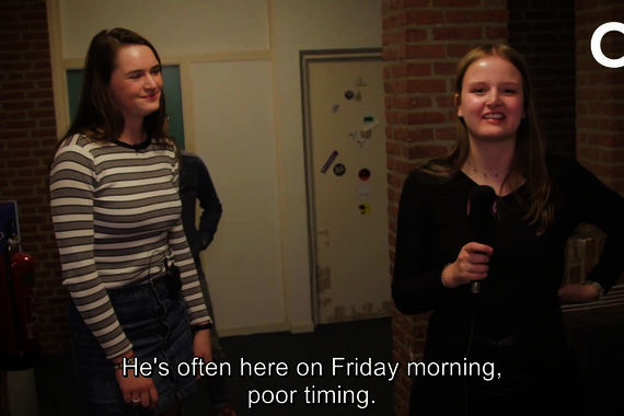 Neem een rondleiding door het 21 kamers tellende studentenhuis aan de Tramstraat. 
Video | Fabian Lucas Luijckx