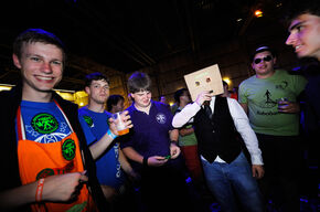 Studenten Electrical Engineering. Foto l Bart van Overbeeke