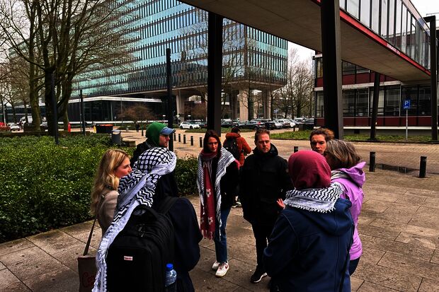 Flyer campaign on campus in solidarity with Palestinians