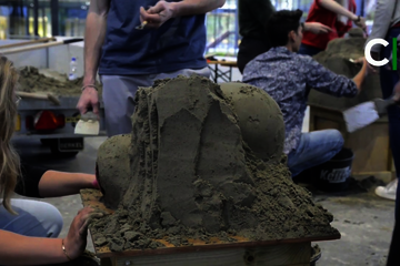 Workshop zandsculpturen maken bij Studium Generale, gemaakt door Rien Meulman.