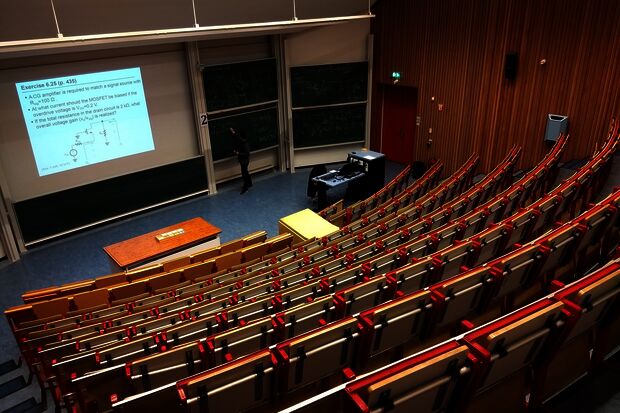 Organizing all education online; an extremely complex task