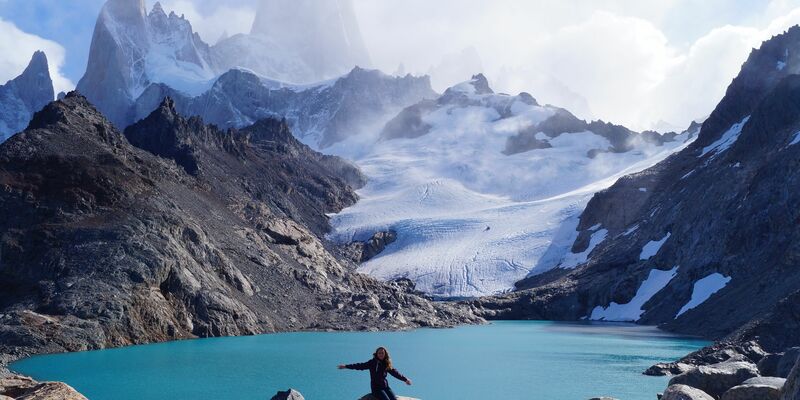 Maud Bollen bij de gletsjer Perito Moreno.