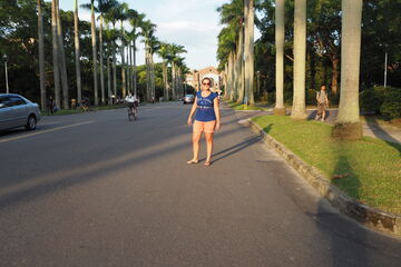 Iris Stassen op Palm Boulevard.