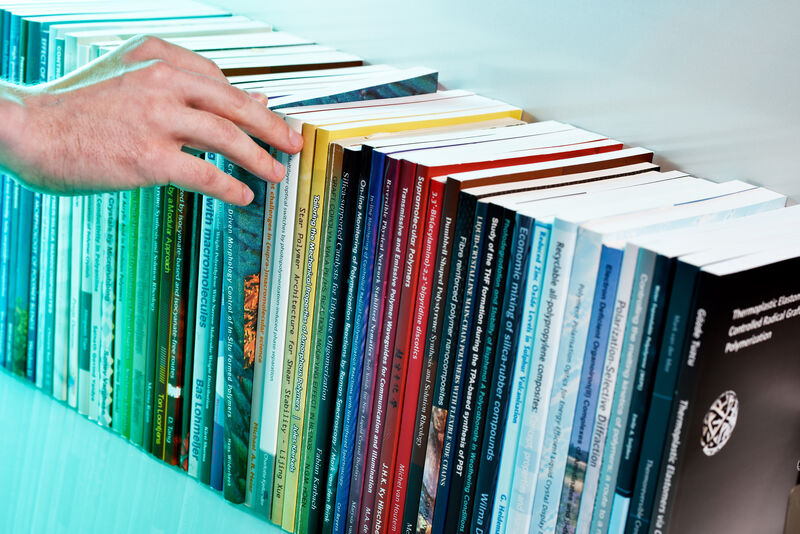 Phd Thesis Online