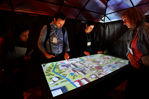 TU/e group presents ‘university of the future’ at DDW