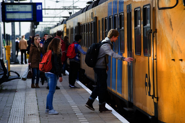 D66: laat studenten hele week gratis reizen 