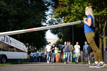 Je kon niet zomaar om zweefvliegclub ZES heen. Foto | Bart van Overbeeke