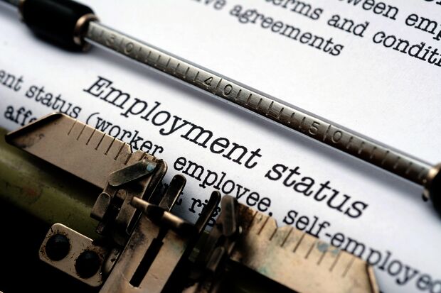 Temporary contracts: large differences between universities