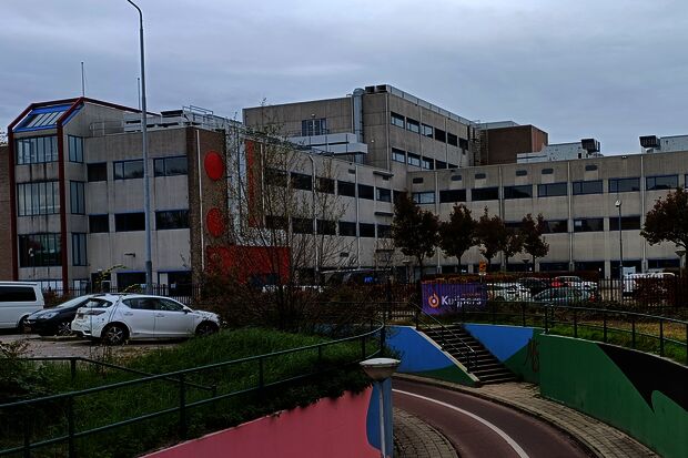 Faculteit Biomedical Engineering jaren weg van campus