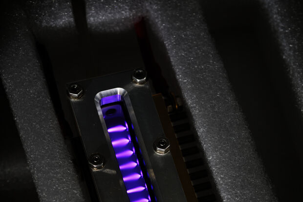 Portable plasma to fight ostomy scents