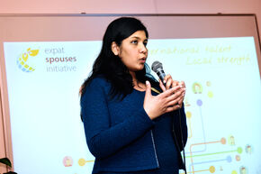 Kavitha Varathan van het Expat Spouses Initiative. Foto | Bart van Overbeeke Kavitha Varathan van het Expat Spouses Initiative. Foto | Bart van Overbeeke