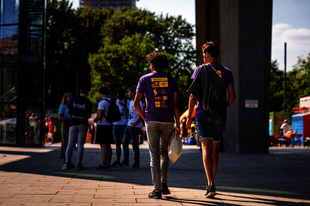 Intro 2021 | CIC: “2100 new students given a good start.”