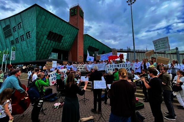 Occupations at universities by climate activists