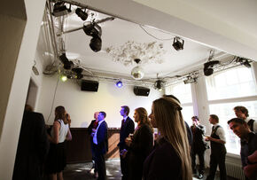 De feestzaal van De Keizer. De feestzaal van De Keizer.