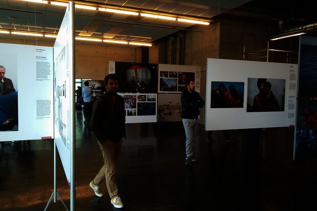 A year's world news in 152 photographs