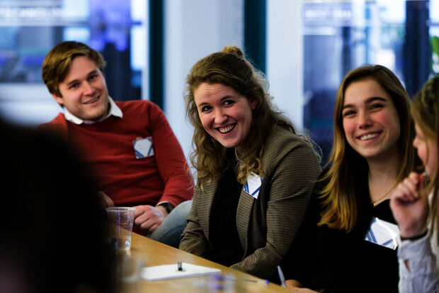 Alumni provide students with career advice during Board Day
