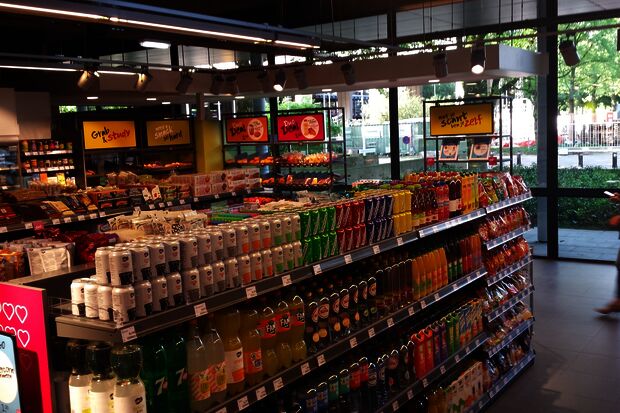 Second Spar outlet larger and open all days
