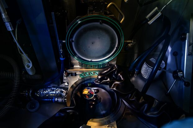 TU/e researchers pave way for silicon photonic chips