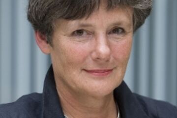 Louise Gunning.