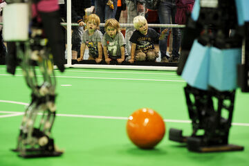 Een van de deelnemers aan de Humanoid League. Foto l Bart van Overbeeke