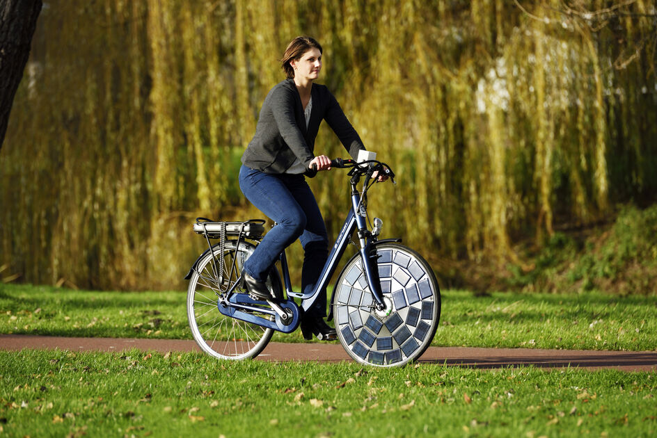 Solar bicycle discount