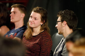 Workshop flirting. Photo | Bart van Overbeeke