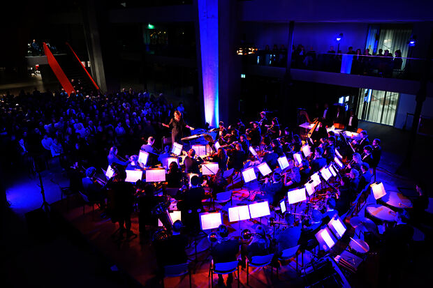 Conductors and orchestra leave their comfort zone for ‘Maestro’