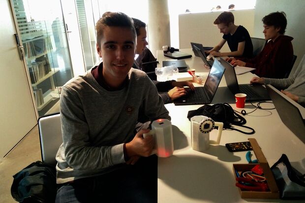 Flux as living lab for Internet of Things