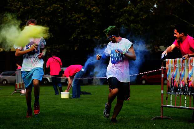 Festival atmosphere and color everywhere at Holi Run