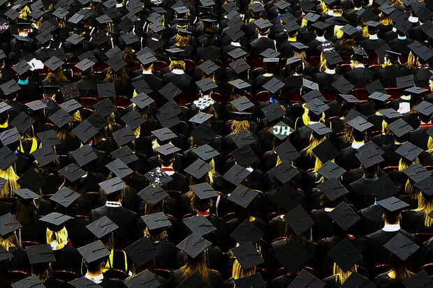 Welke universiteit trekt de meeste studenten?