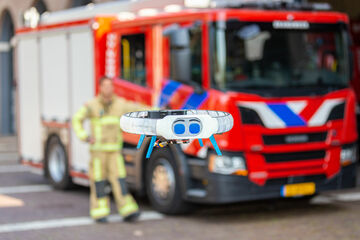 Blue Jay en de brandweer. Foto | Rien Boonstoppel