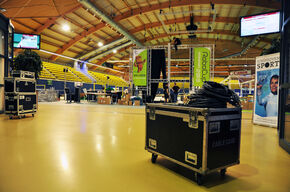 Afbreken van het RoboCup-terrein. Afbreken van het RoboCup-terrein.