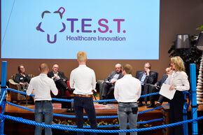 T.E.S.T. pitching. Photo | Bart van Overbeeke