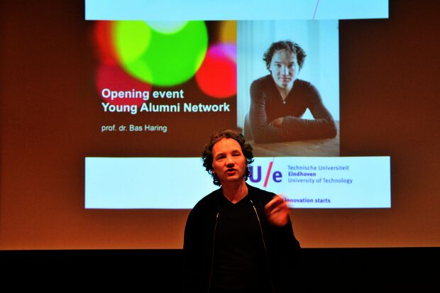 Young Alumni Network meets needs of young graduates