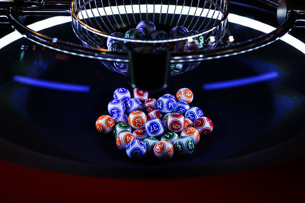 First select, then draw lots: H.R. weighs up the options