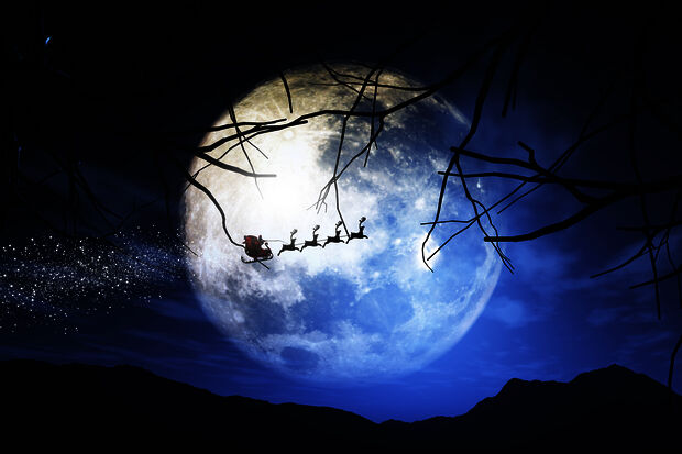 Unwrapping quantum teleportation with Santa Claus