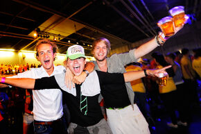 ESC'ers in Beursgebouw. Foto l Bart van Overbeeke