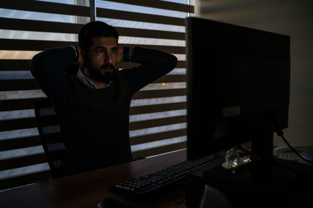 Website and hotline for academics under threat
